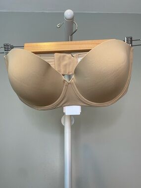 Calvin Klein Beige Strapless Molded T-Shirt Bra 34DD NWT